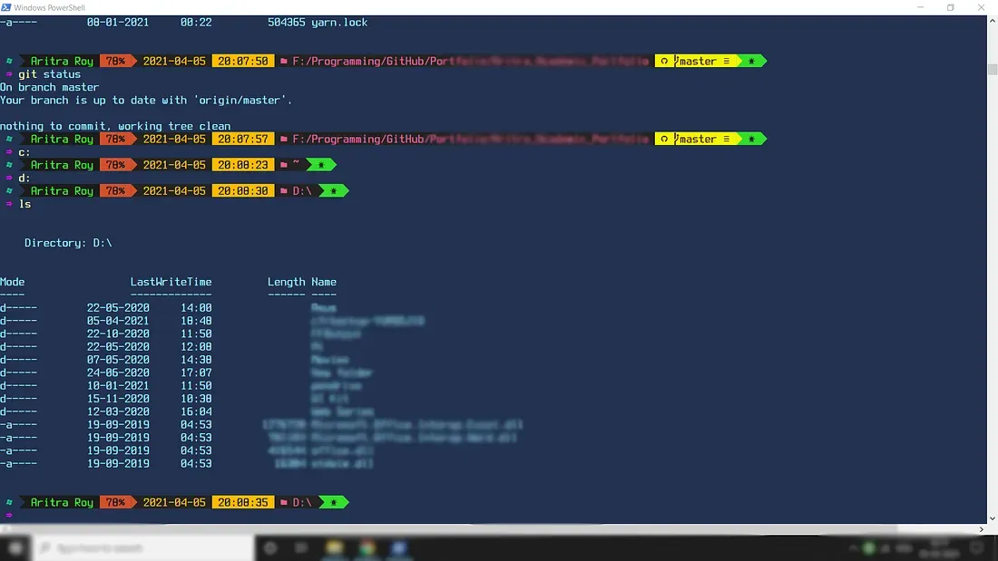 PowerShell screenshot after installing customized aritraroy theme - 1